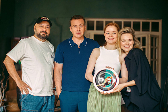 Вышел трейлер нового фильма Дарьи Лебедевой «Сводишь с ума» (16+)